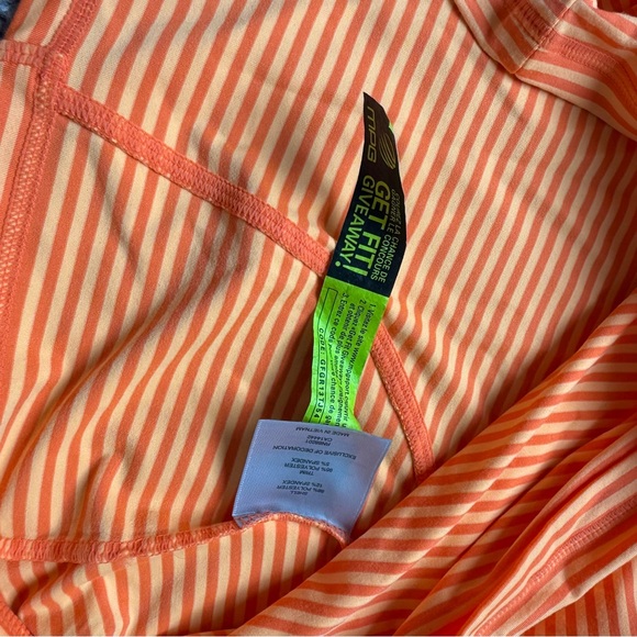 MPG Workout Orange Top Small - Picture 7 of 9